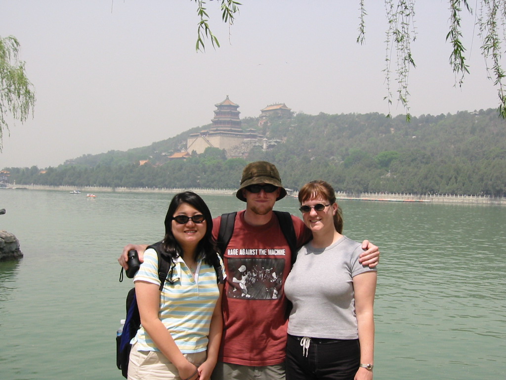 102-0241_img.jpg
