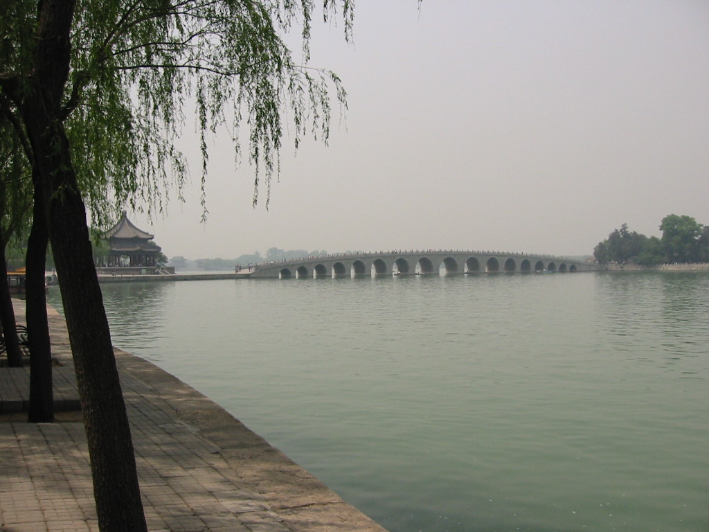 102-0245_img.jpg