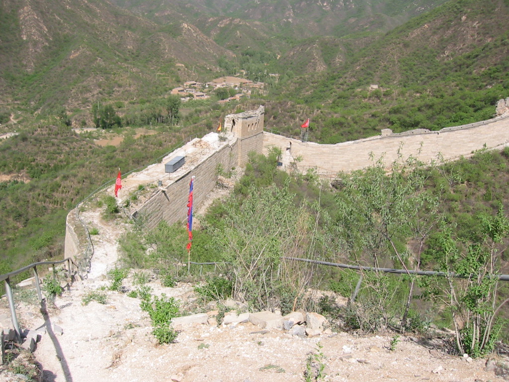 103-0381_img.jpg
