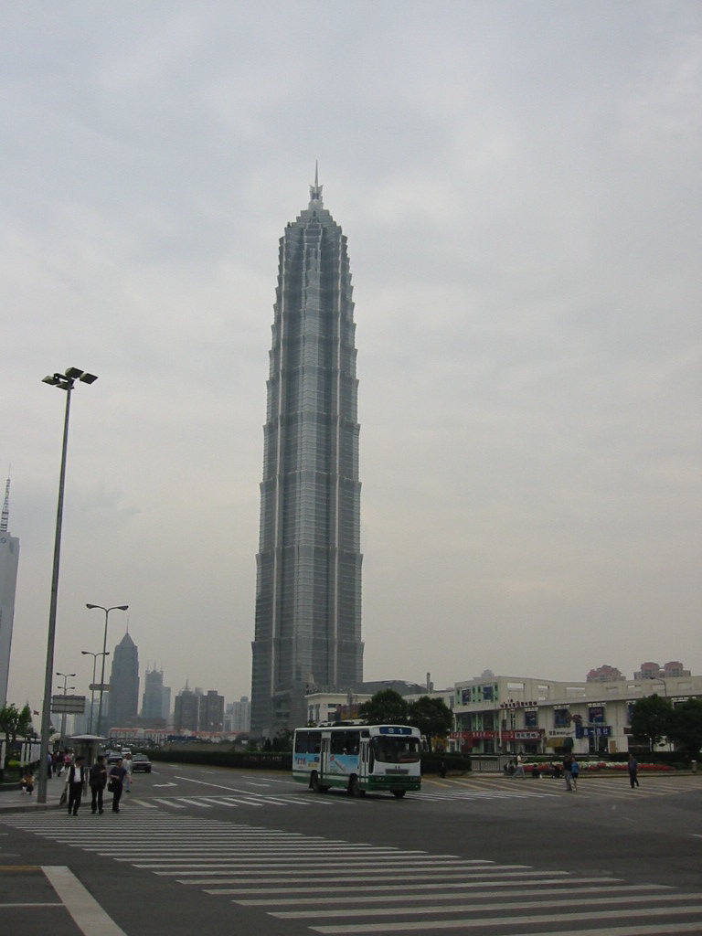 105-0529_img.jpg