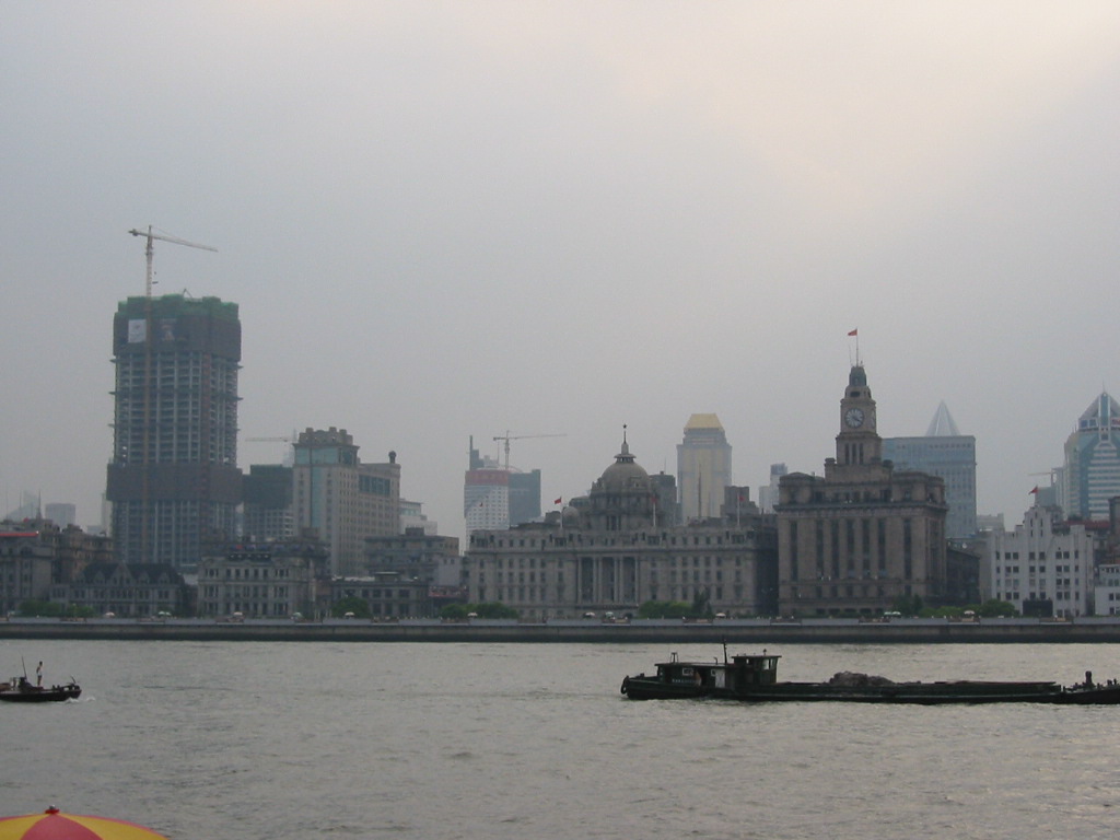 105-0537_img.jpg