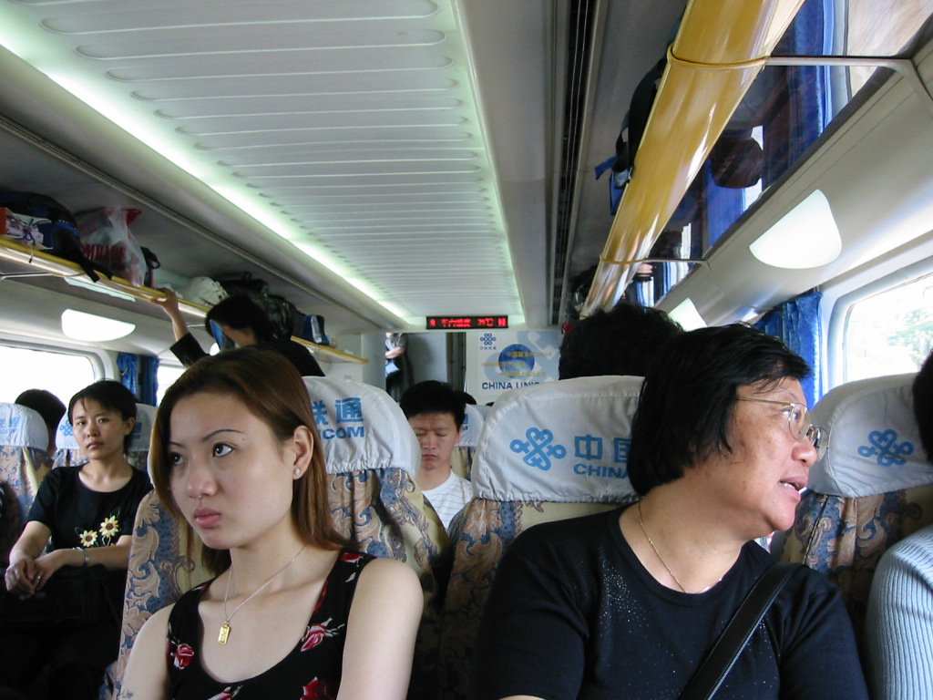 105-0550_img.jpg