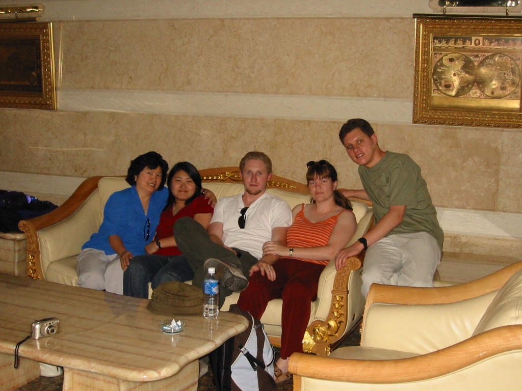 105-0582_img.jpg